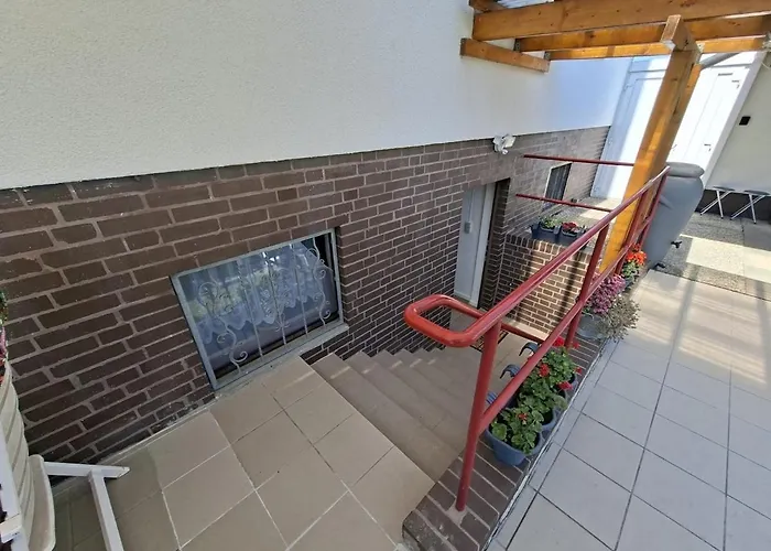 Hannover With Parking Ronnenberg